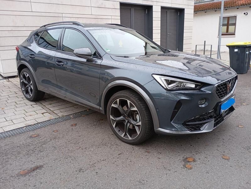 Grau Gebraucht 2022 Cupra Formentor SUV | 27.500 € (Fairer Preis) - Bild 1/4