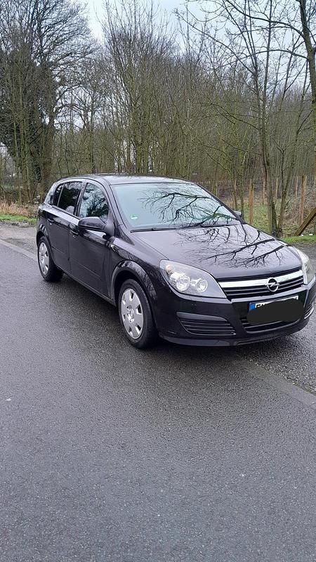 Second-hand Opel Astra 105 CP (77 kW) 2006 Negru Hatchback