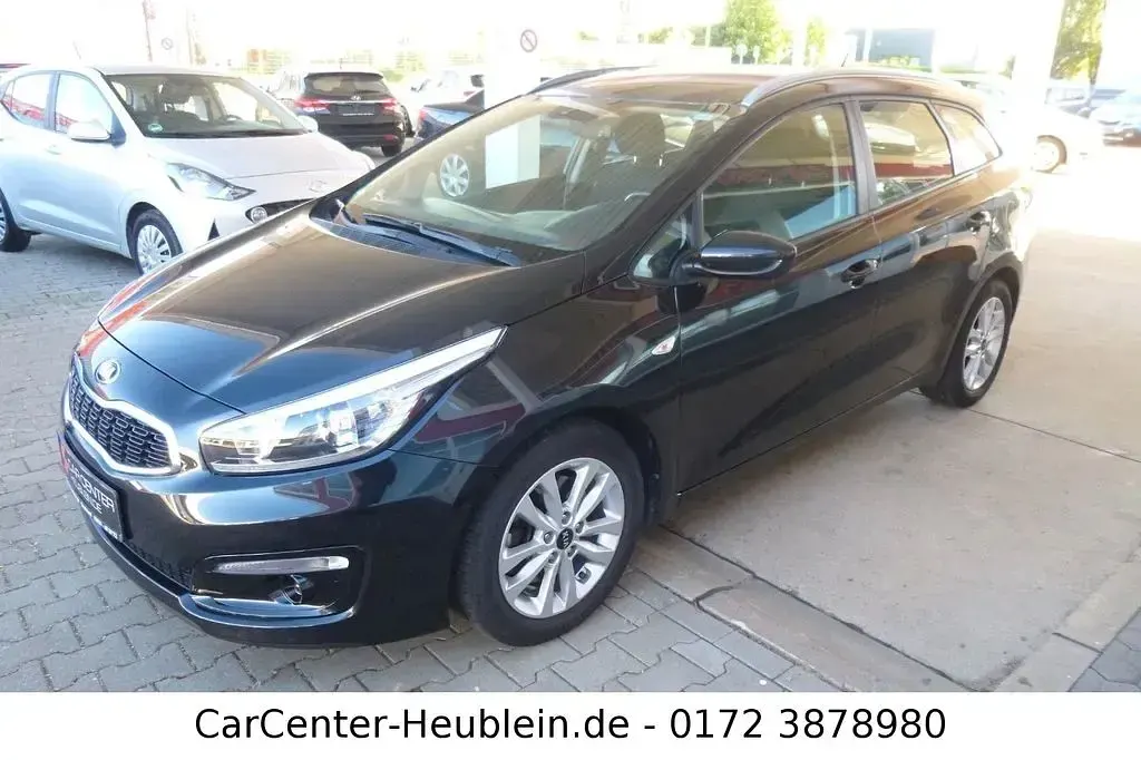 Gebraucht Kia Ceed Edition 7 135 PS (99 kW) 2017 (1k) zilinaschwarz met. (metallic) Kleinwagen