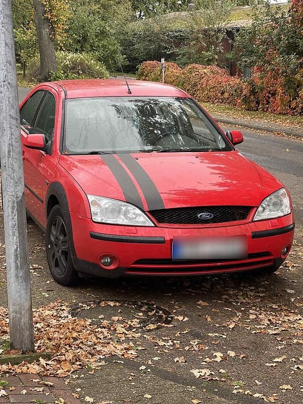 Rot Gebraucht 2003 Ford Mondeo Limousine | 950 € (Fairer Preis) - Bild 1/4
