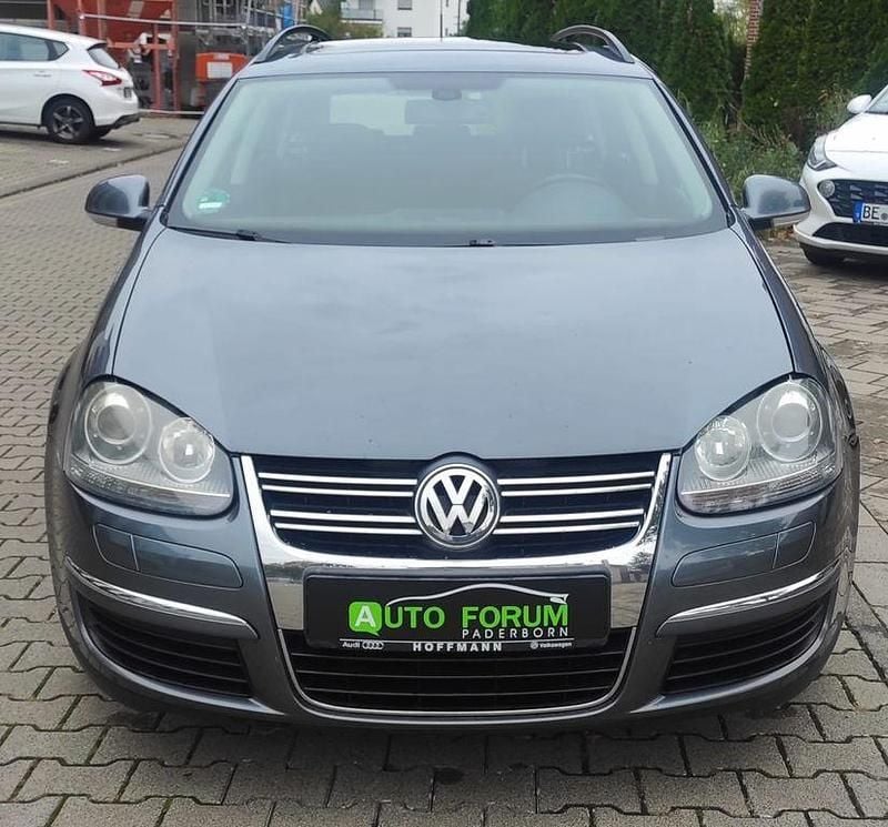 Grau Gebraucht 2008 VW Golf V Sportline Kombi | 2.000 € - Bild 1/4