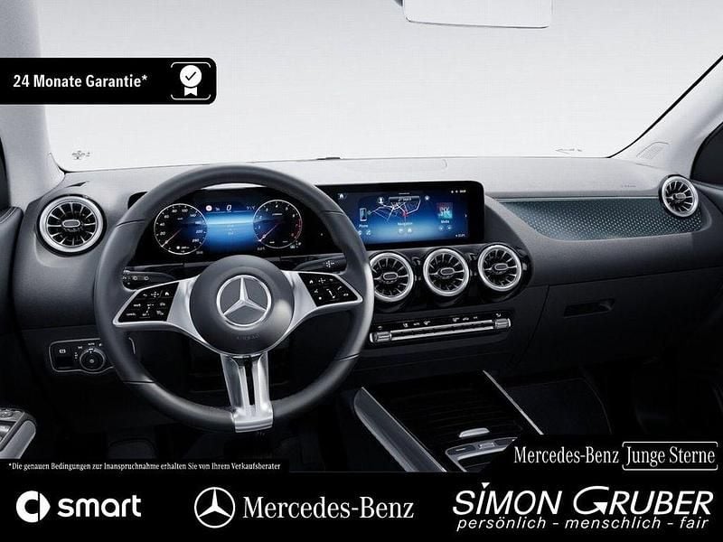 Gebraucht Mercedes GLA220 Progressive 190 PS (139 kW) 2024 Schwarz SUV
