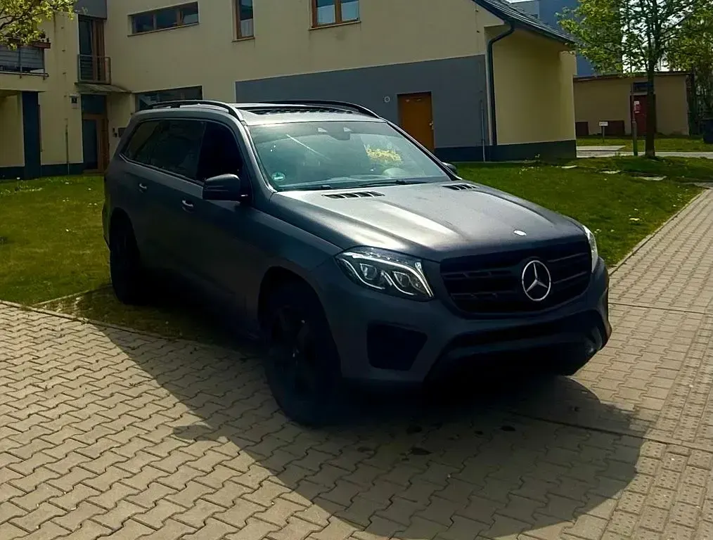 Gebraucht Mercedes GLS350 265 PS (194 kW) 2017 Grau SUV