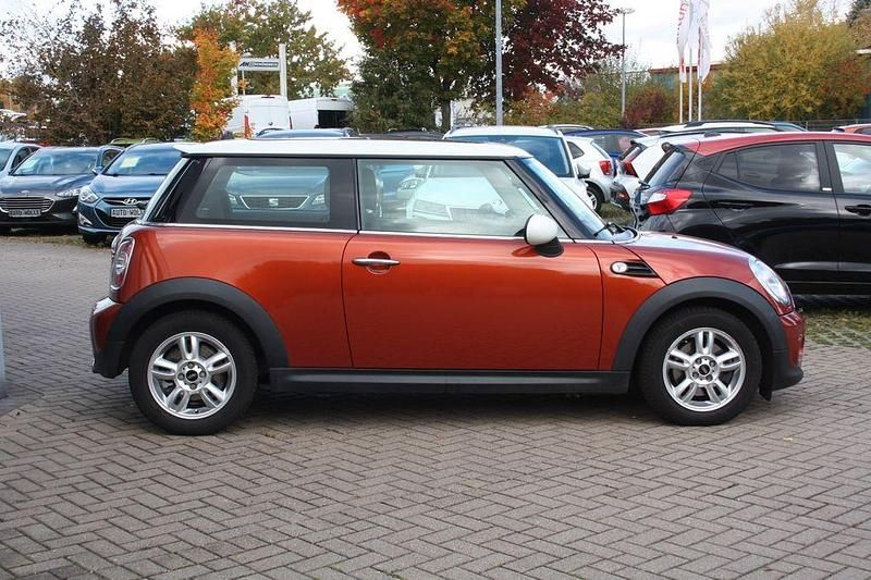 Gebraucht Mini Cooper 122 PS (89 kW) 2013 Orange Kleinwagen