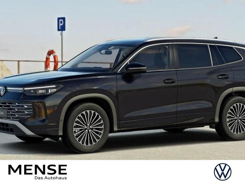 Grenadillschwarz Neu 2025 VW Tayron Elegance SUV | 57.499 € (Teuer) - Bild 1/4