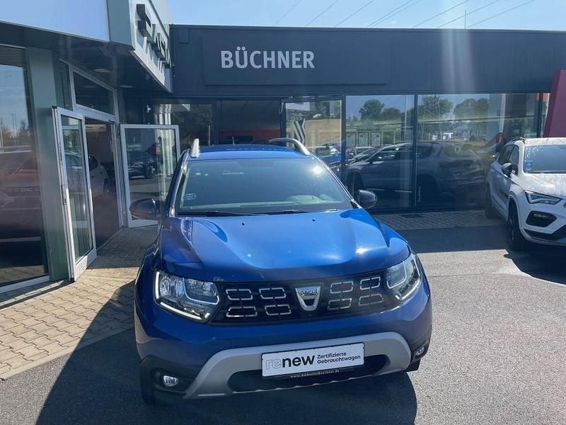 Blau Gebraucht 2020 Dacia Duster Celebration SUV | 18.890 € (Fairer Preis) - Bild 1/4