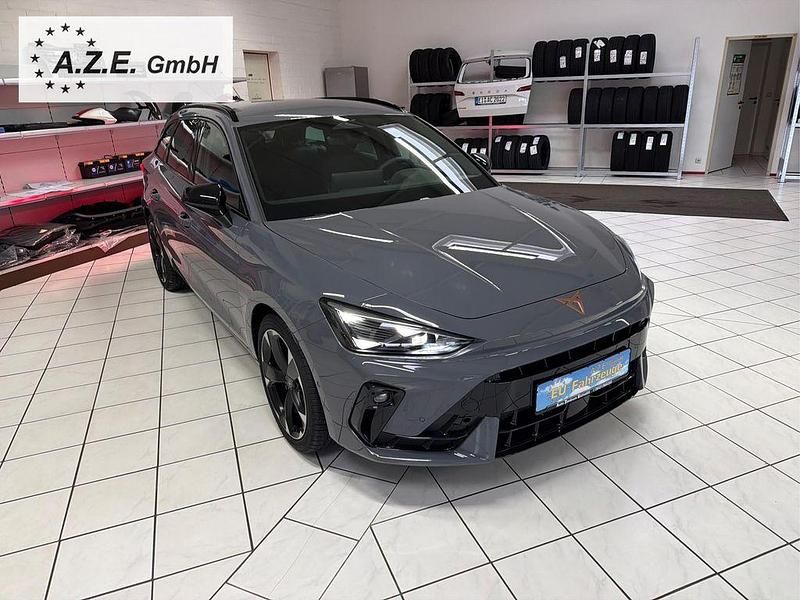 Neu Cupra Leon 150 PS (110 kW) 2026 Grau Limousine