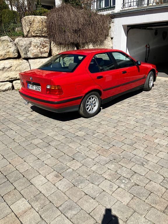 Brugt BMW 316 102 HK (75 kW) 1996 Rød Sedan