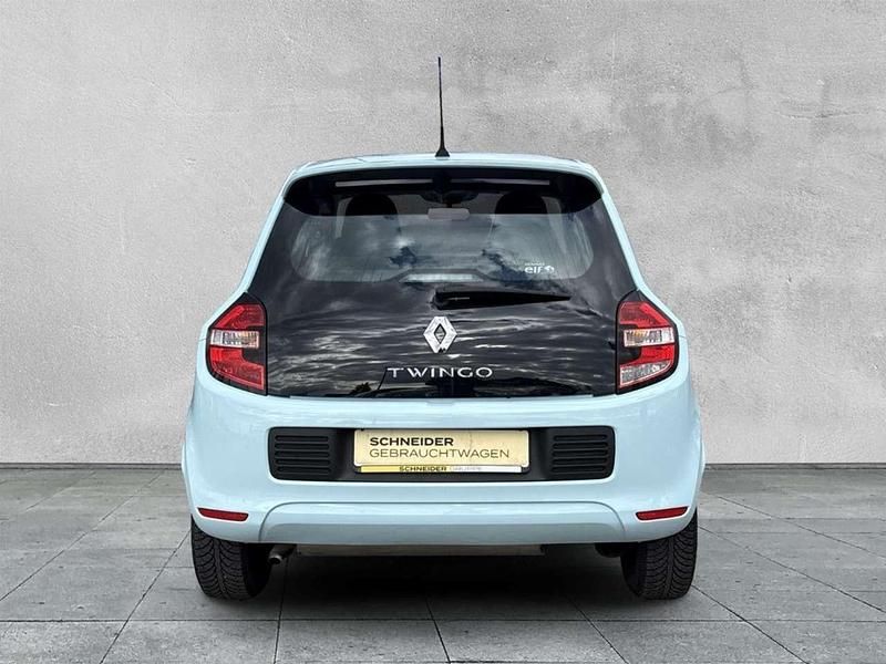Second-hand Renault Twingo Expression 71 CP (52 kW) 2015 Albastru Hatchback