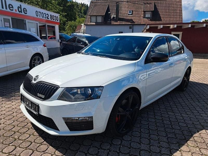 Weiß Gebraucht 2015 Skoda Octavia RS Limousine | 10.800 € (Guter Preis) - Bild 1/4