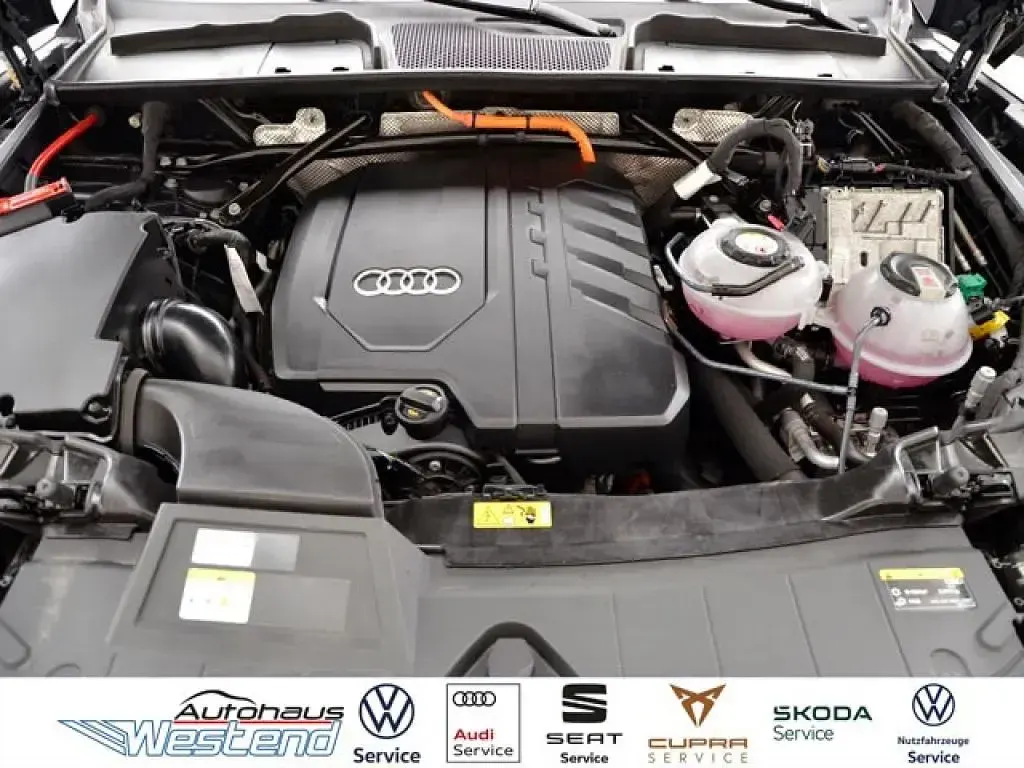 Gebraucht Audi Q5 Ambiente 367 PS (269 kW) 2022 Mythosschwarz (metallic) SUV