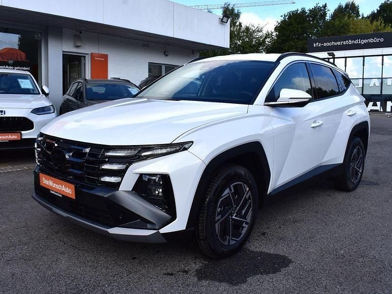 Atlas white Neu 2025 Hyundai Tucson SUV | 32.650 € (Superpreis) - Bild 1/4
