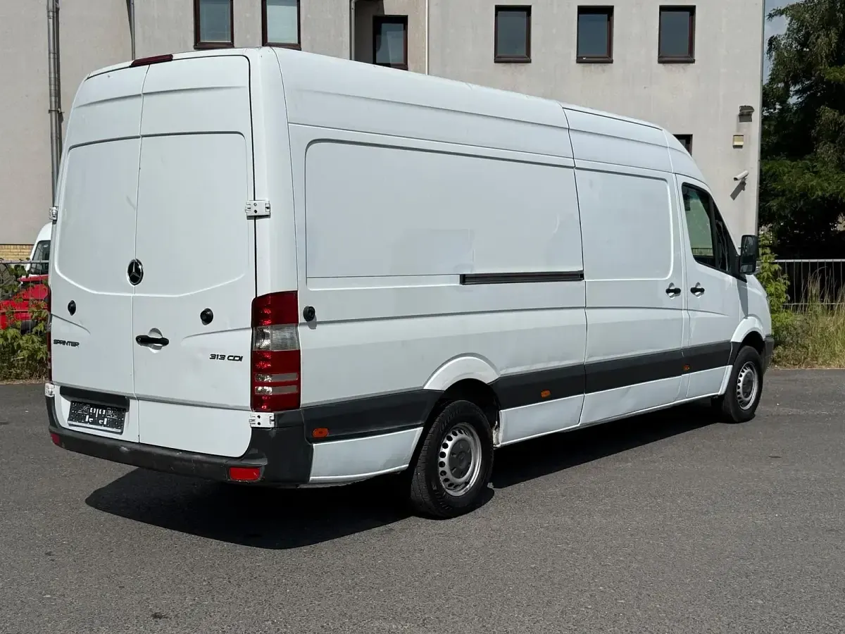 Gebraucht Mercedes Sprinter 129 PS (94 kW) 2009 Van