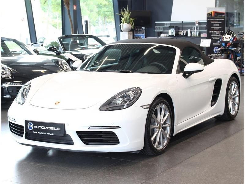 Weiss Gebraucht 2017 Porsche Boxster Cabrio | 51.390 € (Fairer Preis) - Bild 1/4