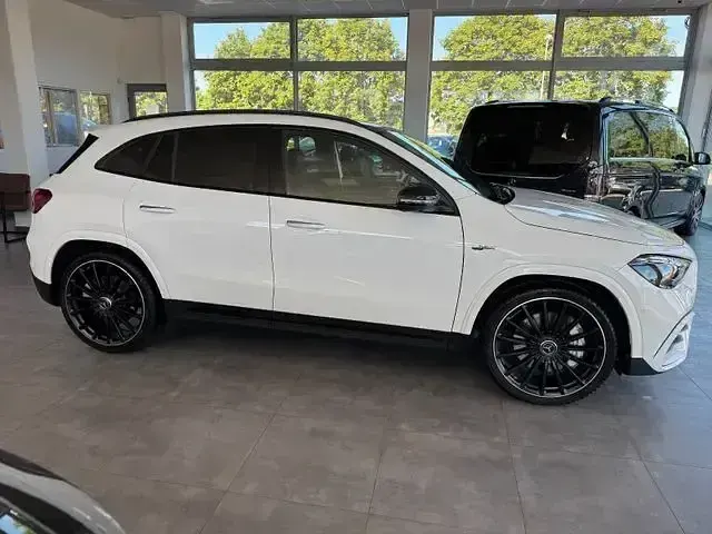 Gebraucht Mercedes GLA35 AMG AMG 306 PS (225 kW) 2024 Weiss SUV