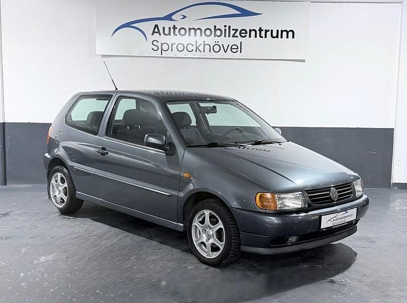 Gebraucht VW Polo 60 PS (44 kW) 1997 Grau Kleinwagen