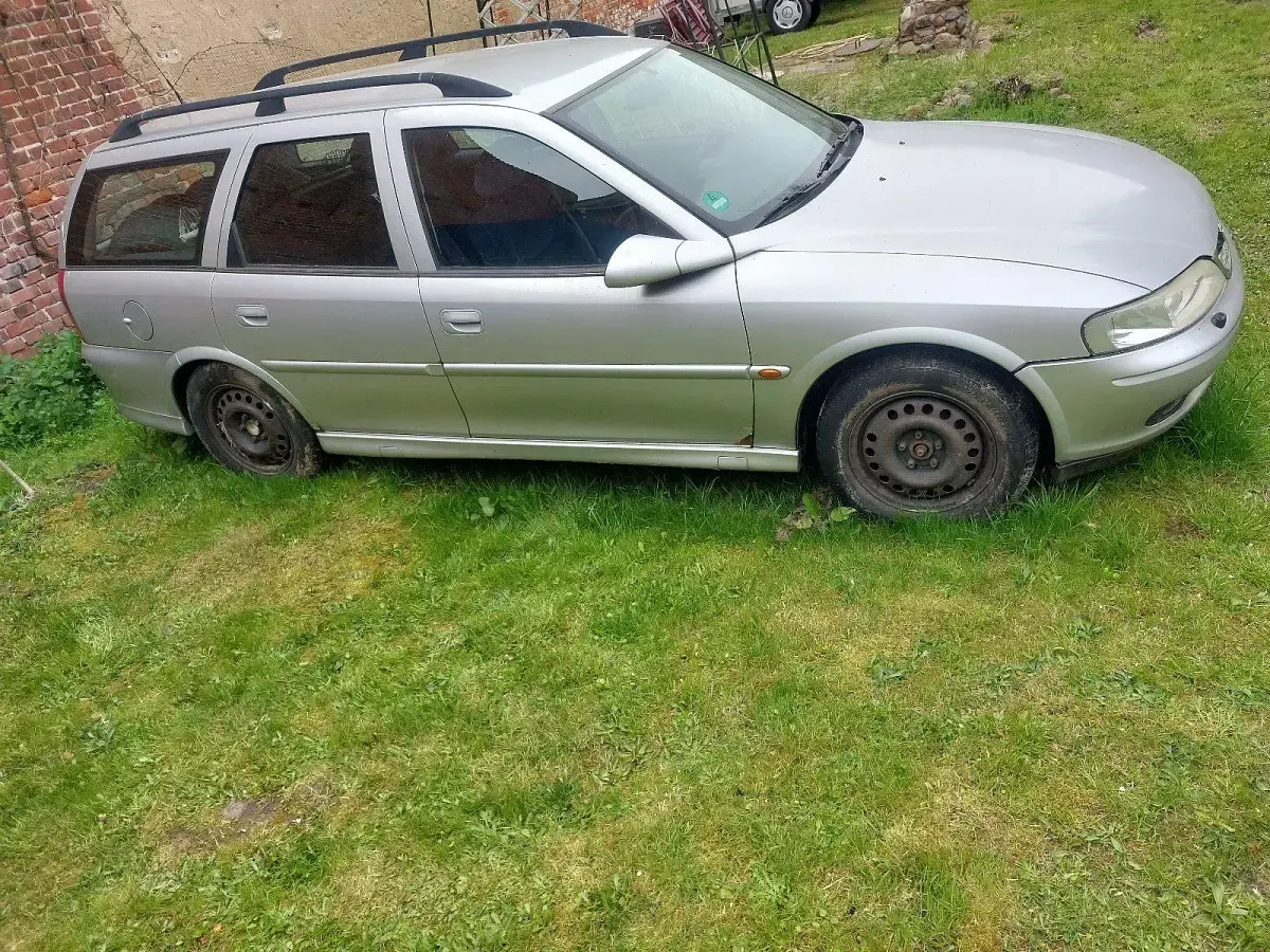 Gebraucht Opel Vectra 100 PS (73 kW) 2002 Grau Kombi
