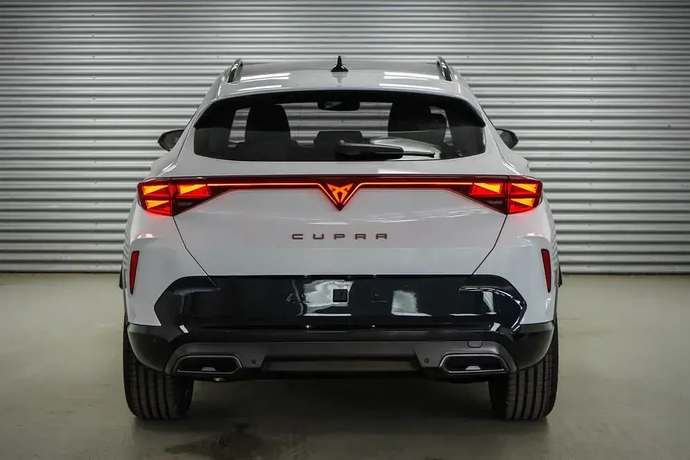 Nowe Cupra Formentor 150 KM (110 kW) 2026 Biały SUV