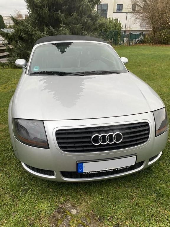 Gebraucht Audi TT Roadster Sport 150 PS (110 kW) 2000 Silber Cabrio