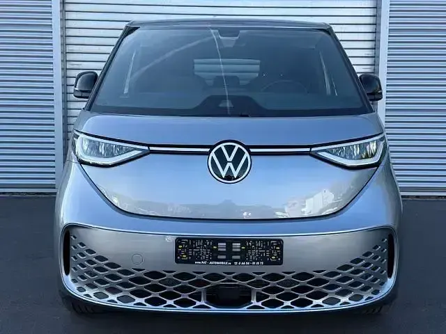 Gebraucht VW ID. Buzz Pro 150 kW (204 PS) 2024 Silber Van / Kleinbus