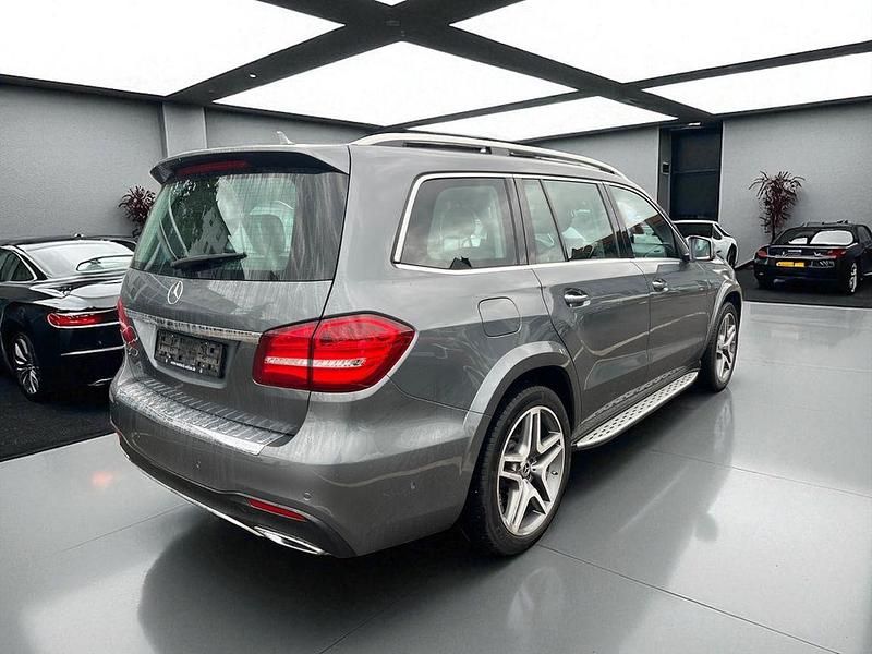 Gebraucht Mercedes GLS350 AMG line 258 PS (189 kW) 2019 Grau SUV