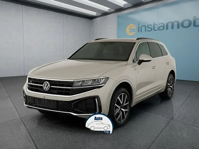 Gebraucht VW Touareg 286 PS (210 kW) 2024 Beige SUV