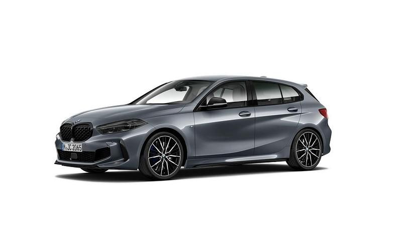 Gebraucht 2025 BMW M135 Comfort Edition Kleinwagen | 32.950 € - Bild 1/2