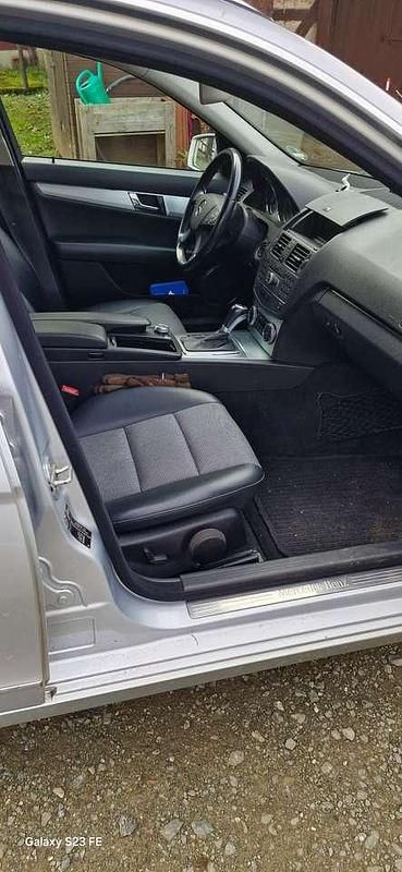 Gebraucht Mercedes C180 156 PS (114 kW) 2009 Silber Kombi