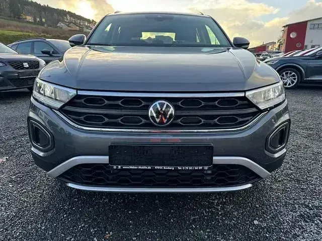 Gebraucht VW T-Roc Life 150 PS (110 kW) 2025 Grau SUV