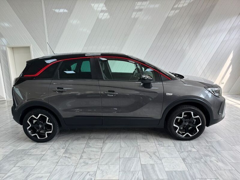 Grau Gebraucht 2021 Opel Crossland GS Line SUV | 17.750 € (Fairer Preis) - Bild 1/4