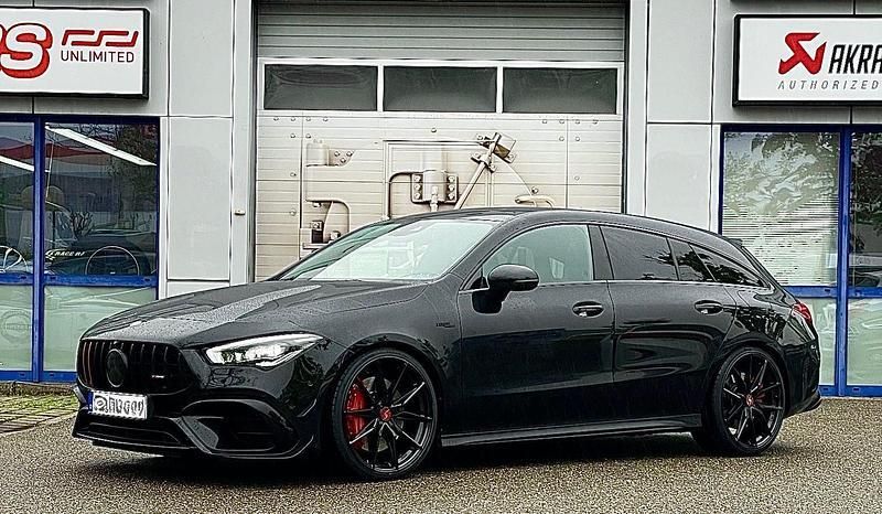 Schwarz Gebraucht 2019 Mercedes CLA45 AMG Shooting Brake AMG Kombi | 46.900 € - Bild 1/4