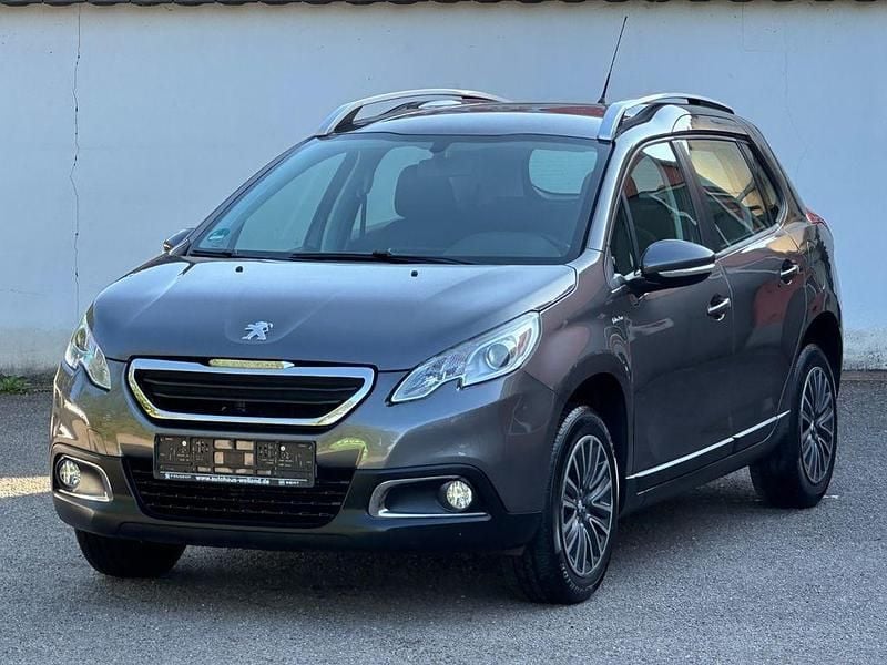 Grau Gebraucht 2016 Peugeot 2008 Urban Move SUV | 5.499 € (Guter Preis) - Bild 1/4