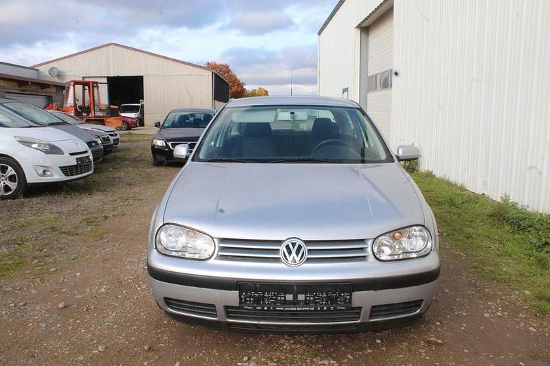 Gebraucht VW Golf IV Basis 75 PS (55 kW) 2001 Silber Limousine