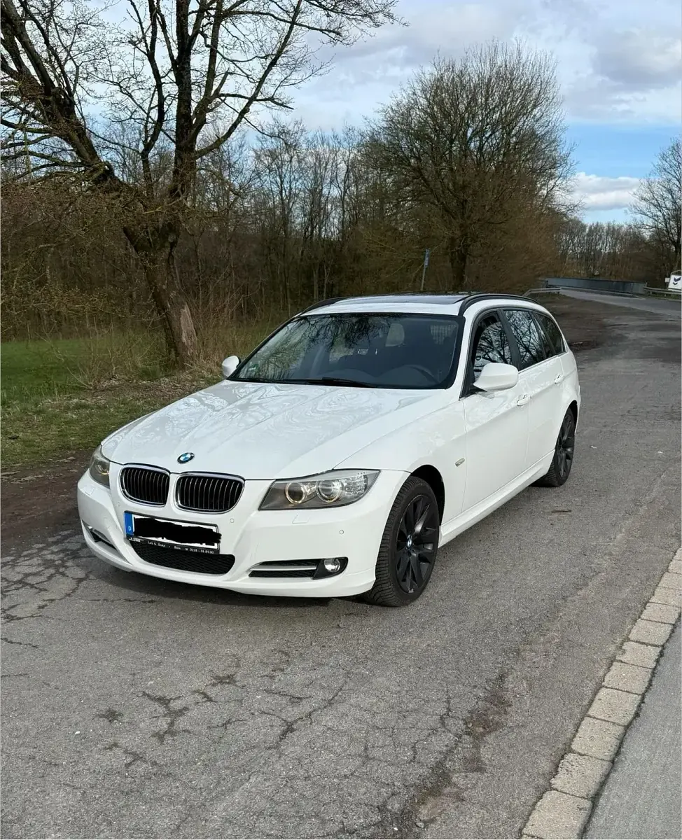 Usata BMW 320 184 CV (135 kW) 2012 Bianco Station wagon