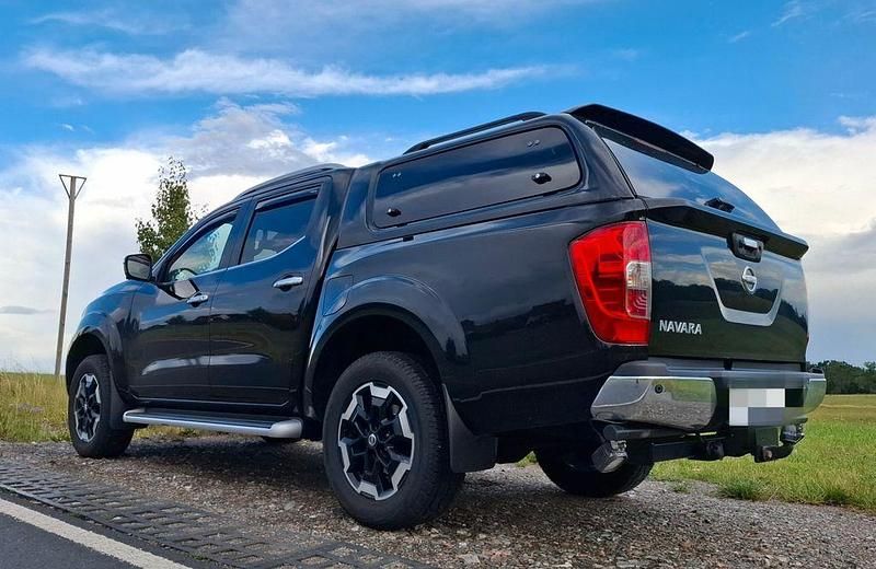 Schwarz Gebraucht 2019 Nissan Navara Tekna Abholung | 33.999 € (Etwas zu teuer) - Bild 1/4