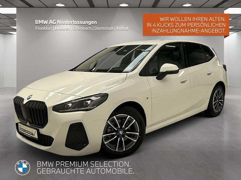 Weiß Gebraucht 2024 BMW 218 Active Tourer Luxury Line Van / Kleinbus | 31.820 € (Guter Preis) - Bild 1/3