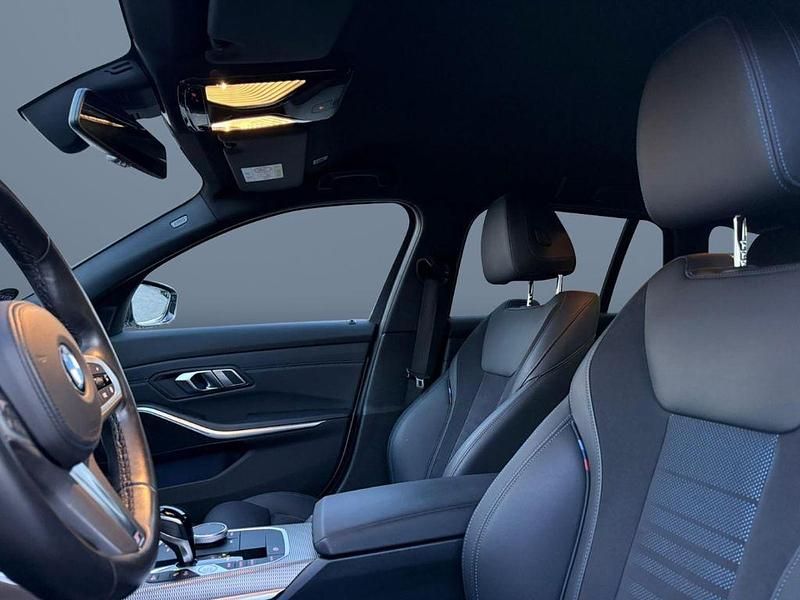 Gebraucht BMW 318 M Sport 156 PS (114 kW) 2022 Weiss Kombi