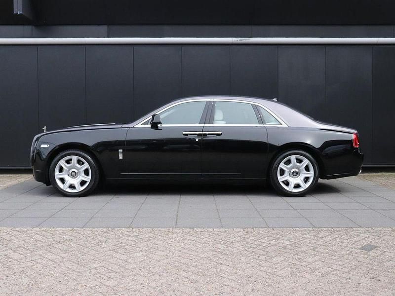 Usata Rolls Royce Ghost 571 CV (419 kW) 2013 Nero Berlina