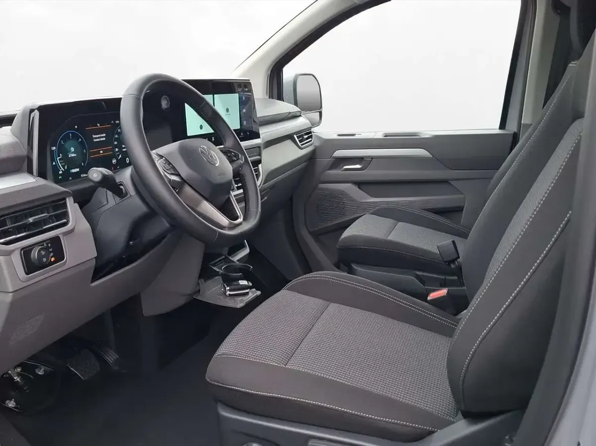 Neu VW Transporter 150 PS (110 kW) 2026 Stone grey Van