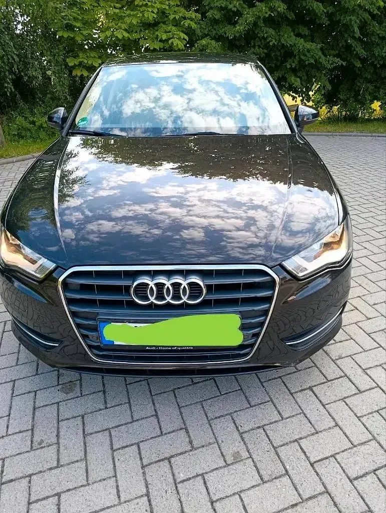 Gebraucht Audi A3 Ambiente 140 PS (102 kW) 2013 Braun Limousine