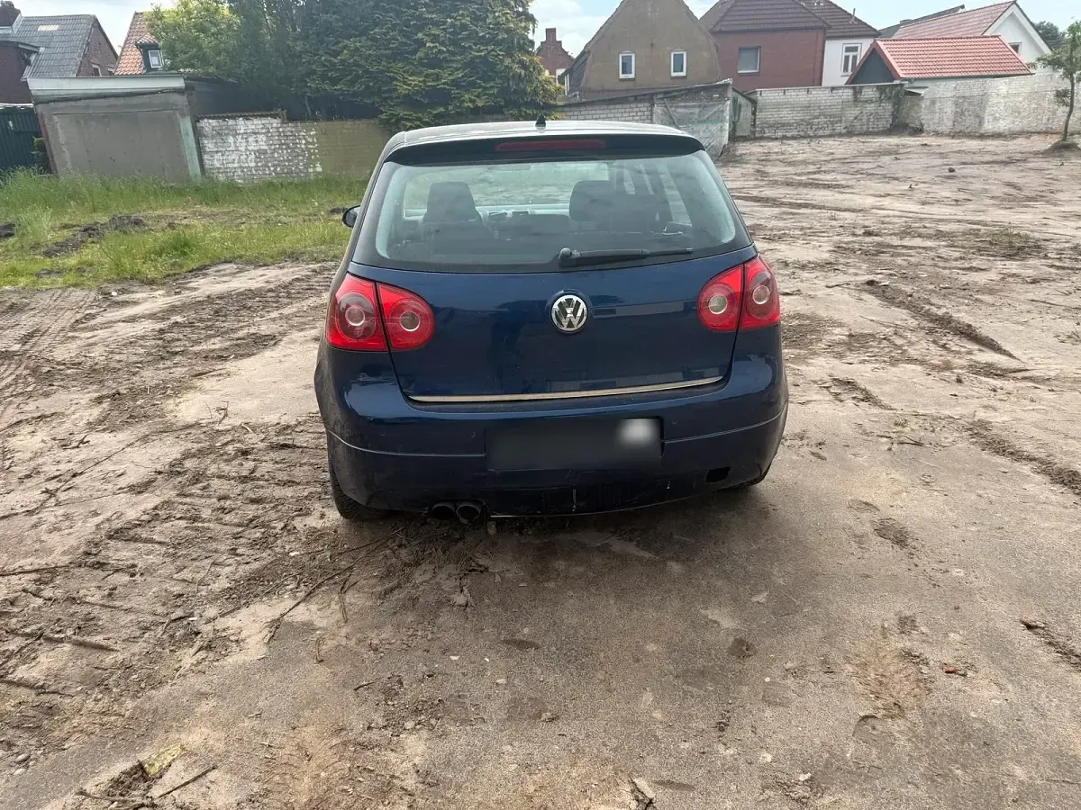 Używany VW Golf Goal 102 KM (75 kW) 2006 Niebieski Coupe