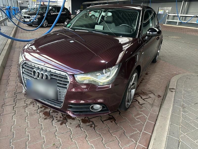 Gebraucht Audi A1 S-Line 122 PS (89 kW) 2012 Rot Kleinwagen