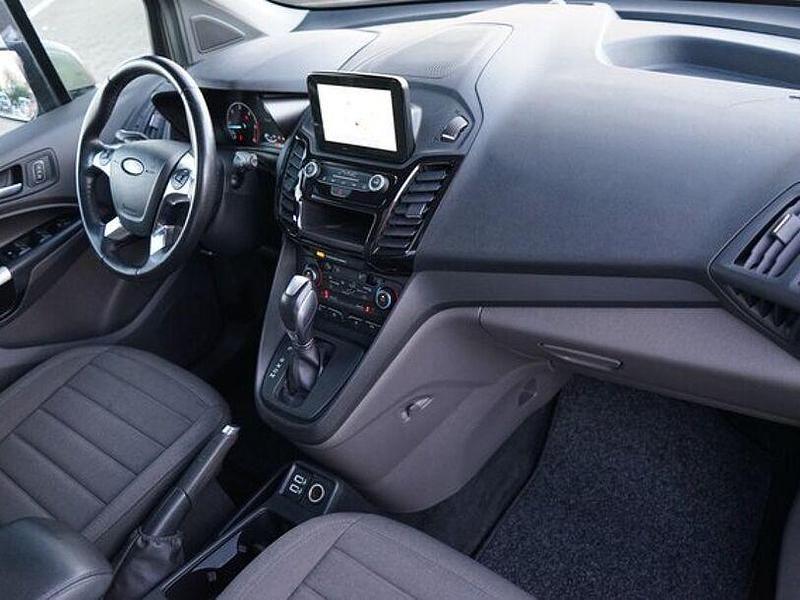 Gebraucht Ford Tourneo 2019 Silber Van / Kleinbus
