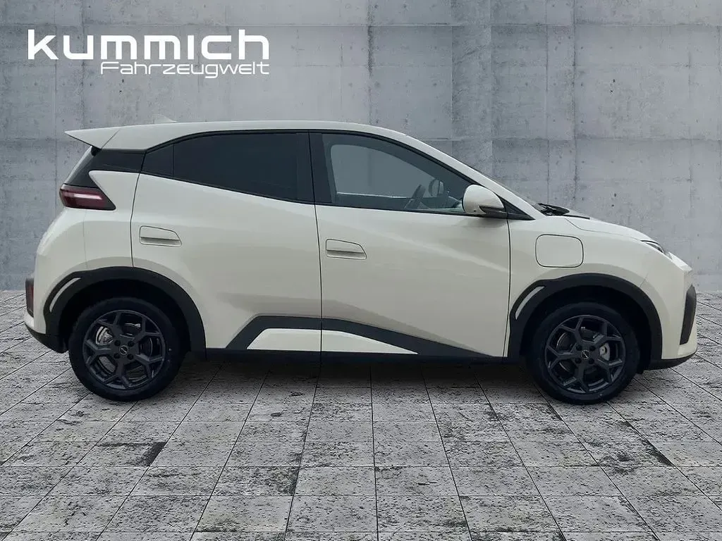Gebraucht BYD Dolphin Surf Comfort 114 kW (156 PS) 2026 Weiß Kleinwagen