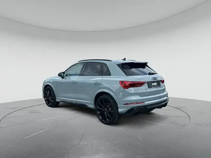 Gebraucht Audi RS Q3 Ambiente 400 PS (294 kW) 2023 Individuallackierungen audi exclusive SUV