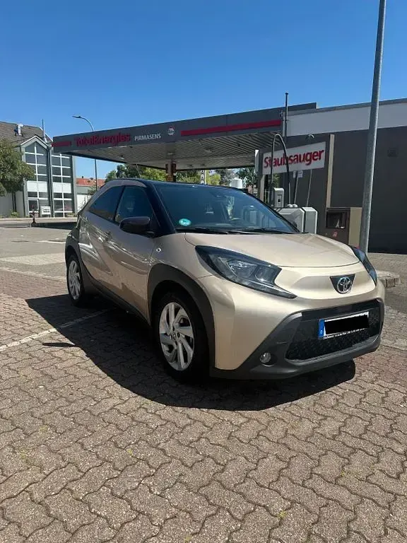 Gebraucht Toyota Aygo X Pulse 72 PS (52 kW) 2022 SUV