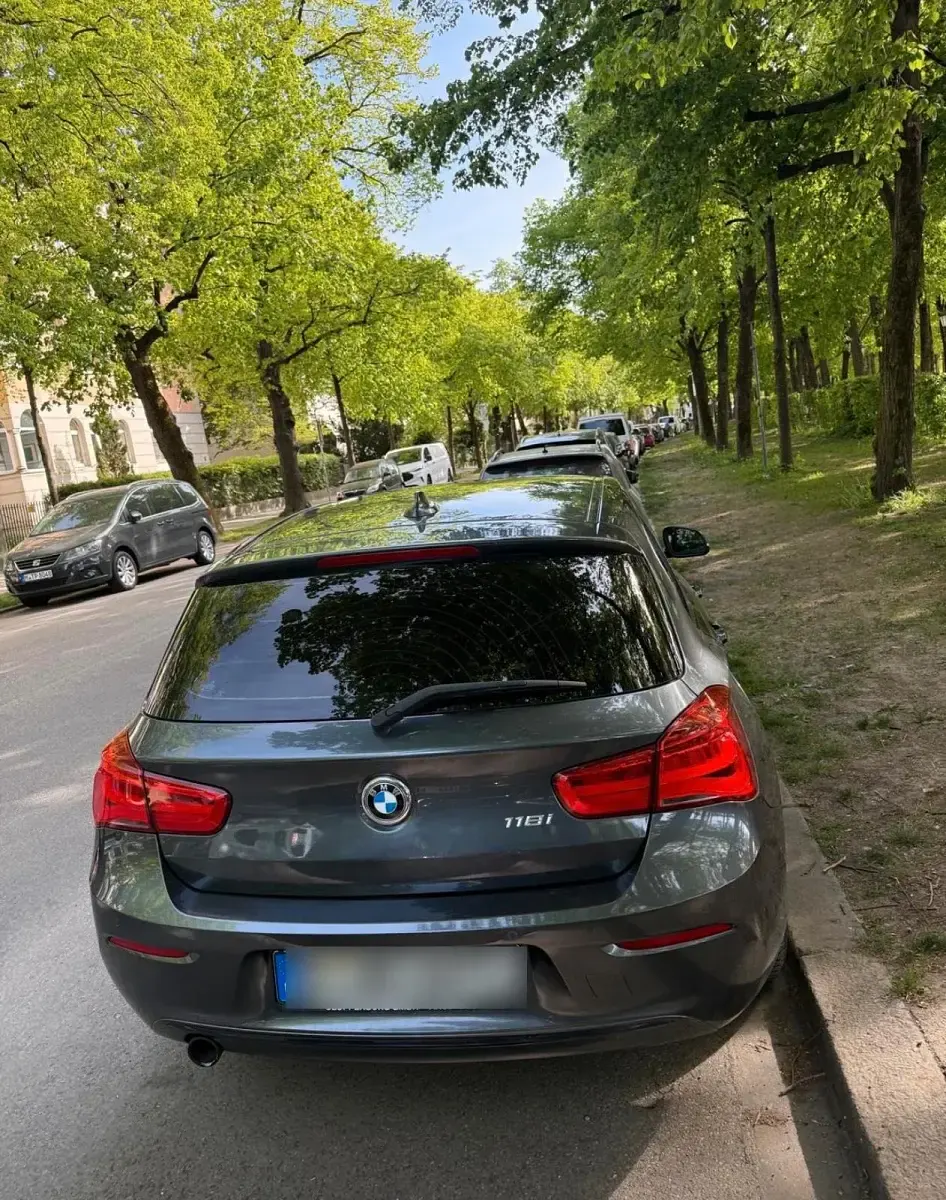 Gebraucht BMW 118 M Sport 136 PS (100 kW) 2018 Grau Kleinwagen