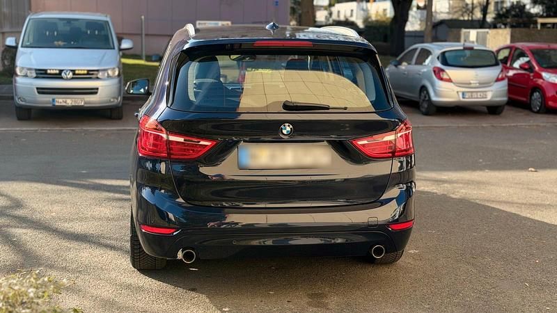 Gebraucht BMW 220 Gran Tourer 190 PS (139 kW) 2016 Blau Van / Kleinbus