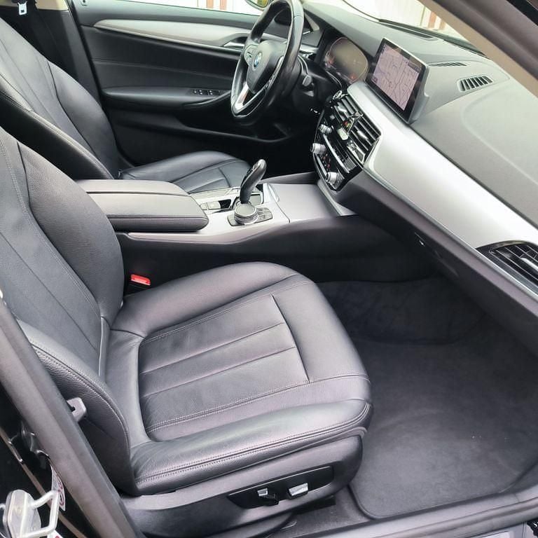 Gebraucht BMW 540 320 PS (235 kW) 2019 Schwarz Kombi