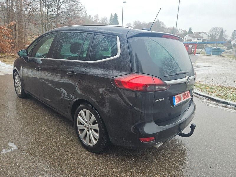 Schwarz Gebraucht 2018 Opel Zafira Van / Kleinbus | 7.437 € (Superpreis) - Bild 1/2